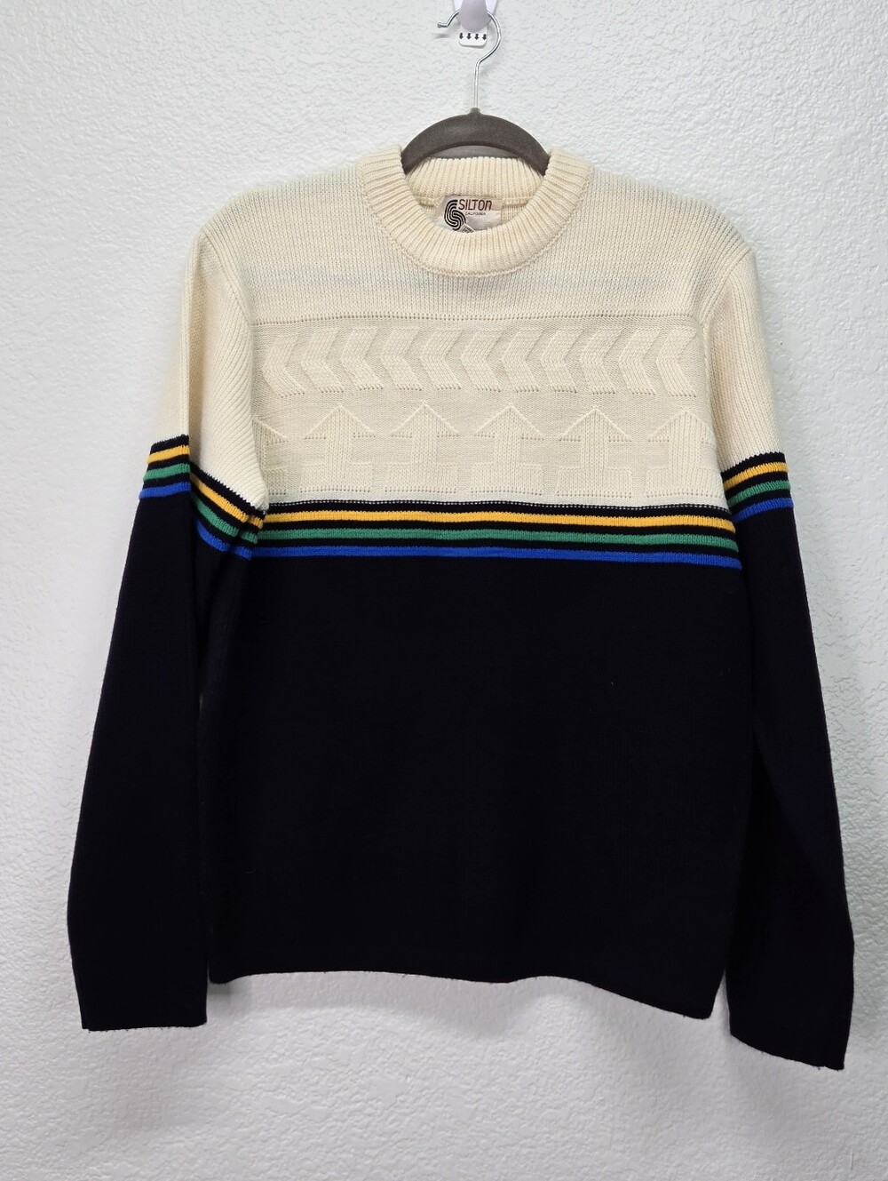 VTG Silton California Ski Sweater Mens Cream Black Striped Knit Chevron M